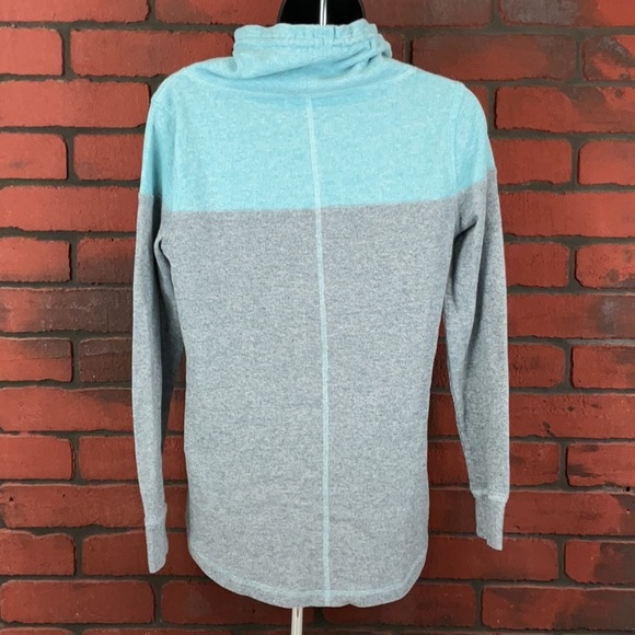 T by Talbots Women's Medium Sweatshirt with Cowl Neck – Cozy, Casual - Picture 3 of 7